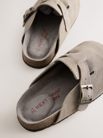 Chaussures ouvertes Next en beige