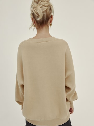 millane Sweter 'Zehra' w kolorze beżowy