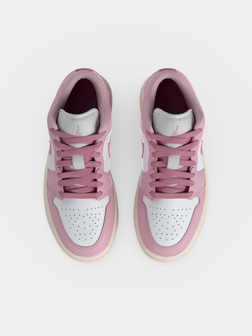 Sneaker low 'Air Jordan 1' de la Jordan pe alb