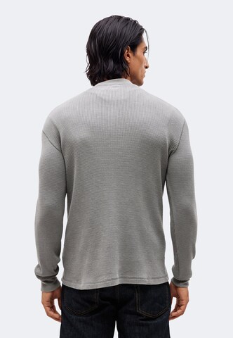 HOLLISTER Shirt in Grey: back