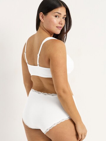 Cellbes of Sweden Minimizer BH 'Annie' in Weiß