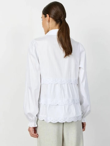 Levete Room Shirt ' LR-ISLA SOLID 135 ' in Weiß