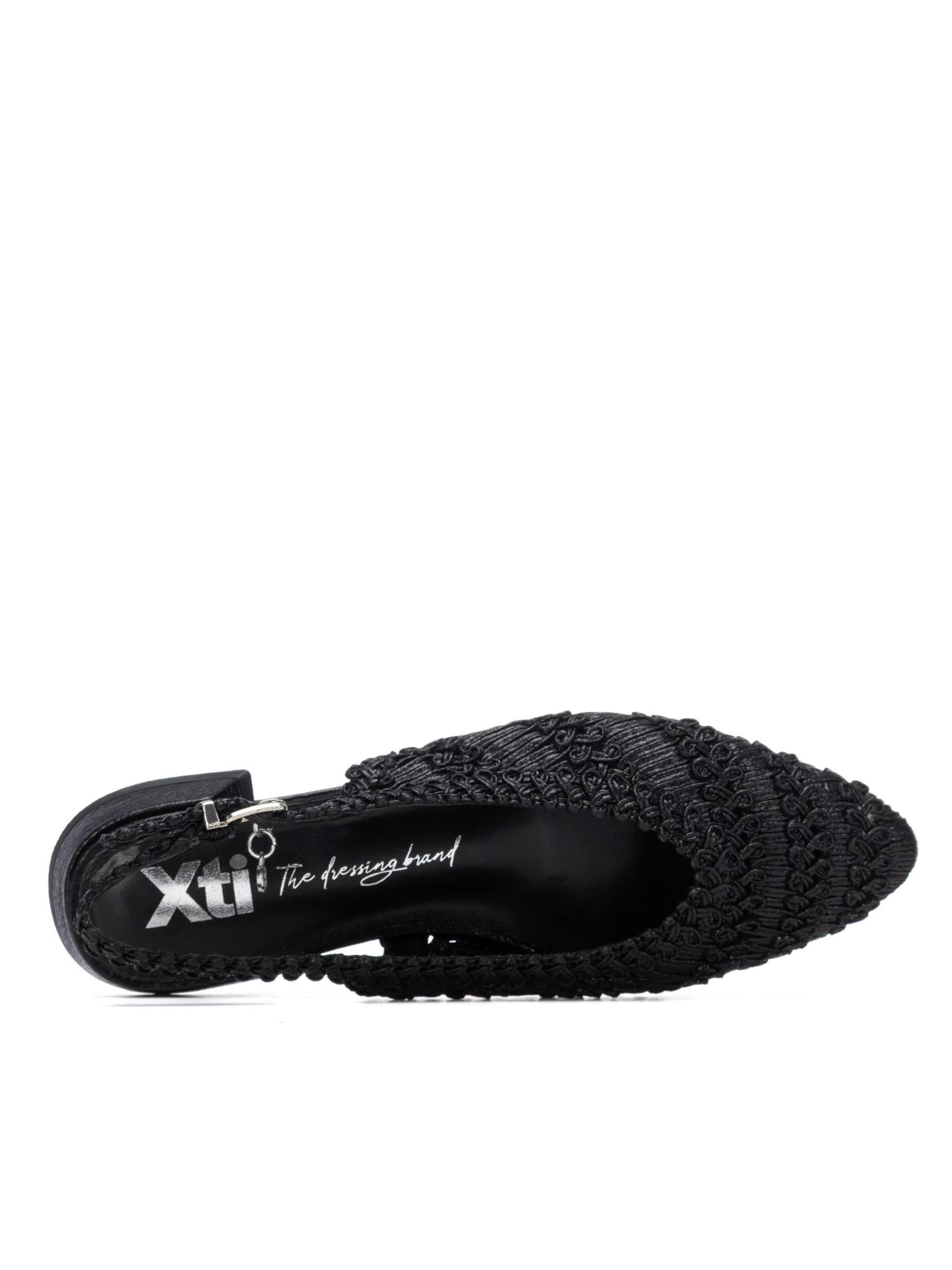 Xti Sandale‌‌‌‌‌ in Schwarz