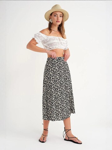 Gonna di MixRay in nero