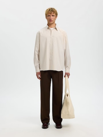 SELECTED Comfort Fit Skjorte i beige