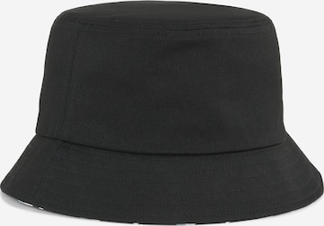 PUMA Hattu värissä musta