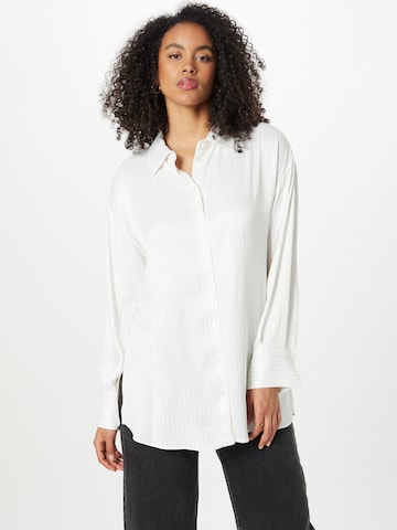 River Island Blouse in White: front