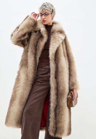 CESARE GASPARI Winter coat in Brown