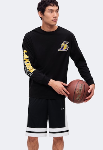 Maglietta 'NBA LAKERS' di Mitchell & Ness in nero: frontale