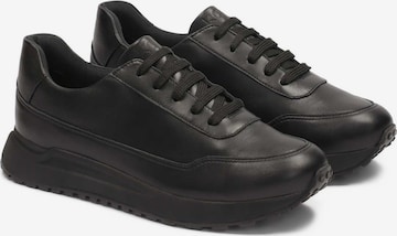 Sneaker low de la Kazar pe negru