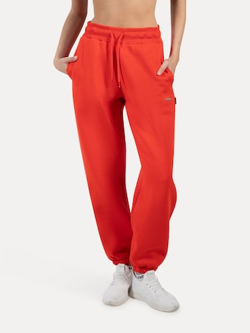 Effilé Pantalon Smilodox en rouge : devant