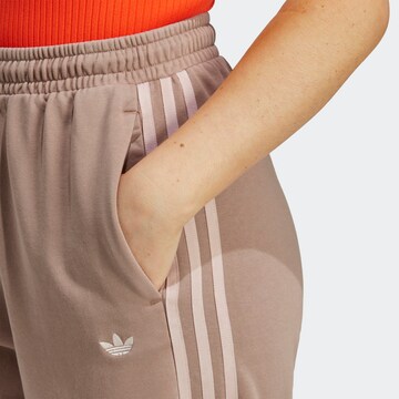 ADIDAS ORIGINALS Zúžený Kalhoty 'Joggers' – hnědá