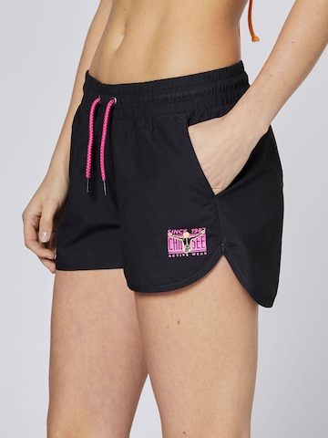 CHIEMSEE Badeshorts in Schwarz