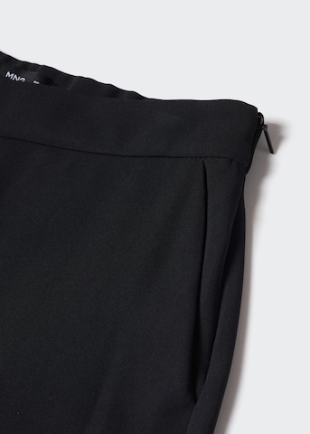 MANGO Normalny krój Spodnie w kant 'Semiflu' w kolorze czarny