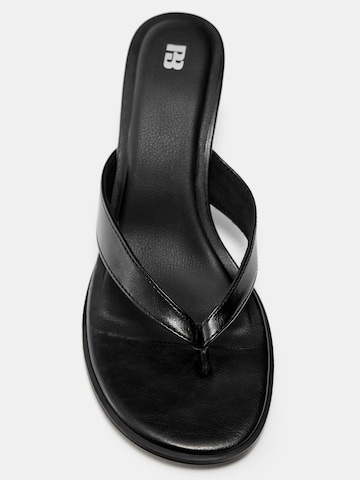 Pull&Bear Japonke | črna barva