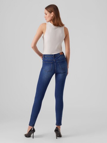 Vero Moda Tall Skinny Džíny 'Tanya' – modrá