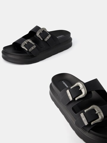 Bershka Copat | črna barva
