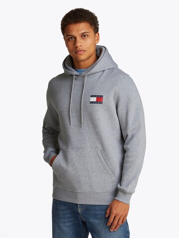 Tommy Jeans Sweatshirt 'ESSENTIAL' in Grey: front