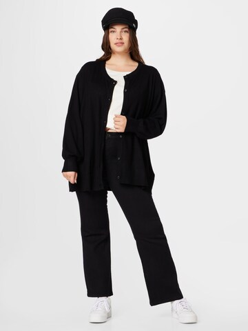 Cardigan 'CARRIE' Zizzi en noir