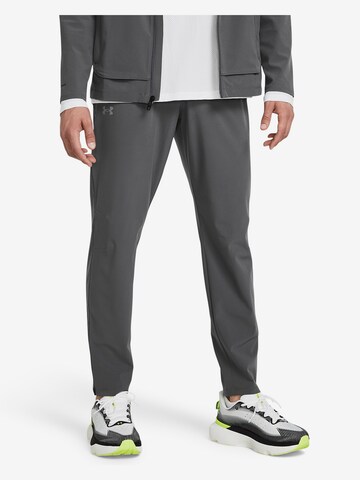 UNDER ARMOUR Tapered Sportbroek in Grijs