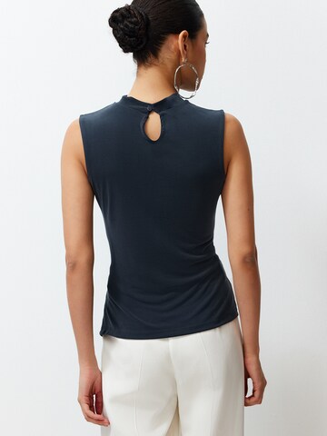 Trendyol Halenka – šedá