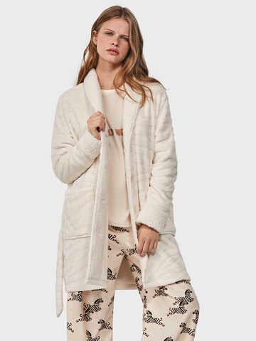 Gisela Dressing Gown in White: front