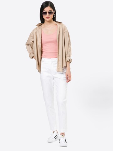 Slimfit Pantaloni cu dungă 'LAKYTHIA' de la Lauren Ralph Lauren pe alb