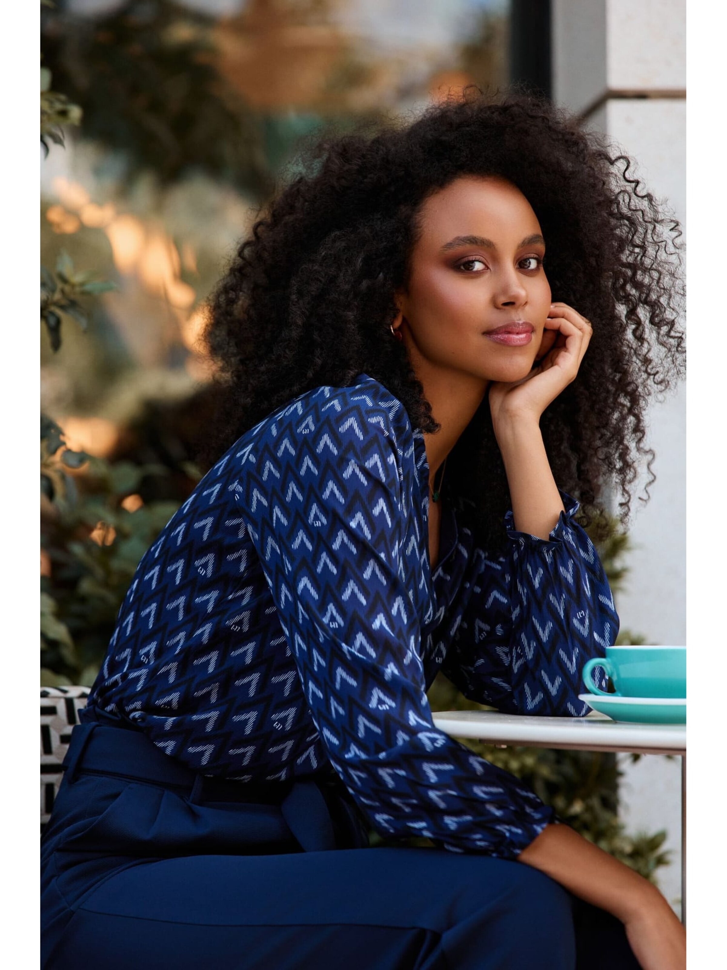 LOFTY MANNER Top 'QJ01 - Blouse Eliza' in Blauw