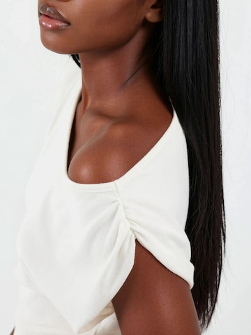 Busem Blouse in White