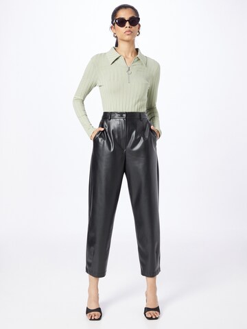 Karo Kauer Loose fit Pleat-Front Pants in Black