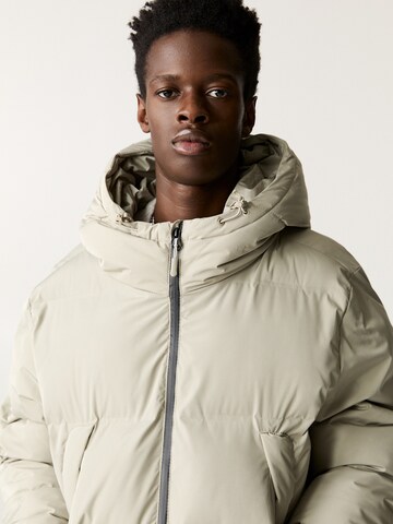 Pull&Bear Jacke in Beige