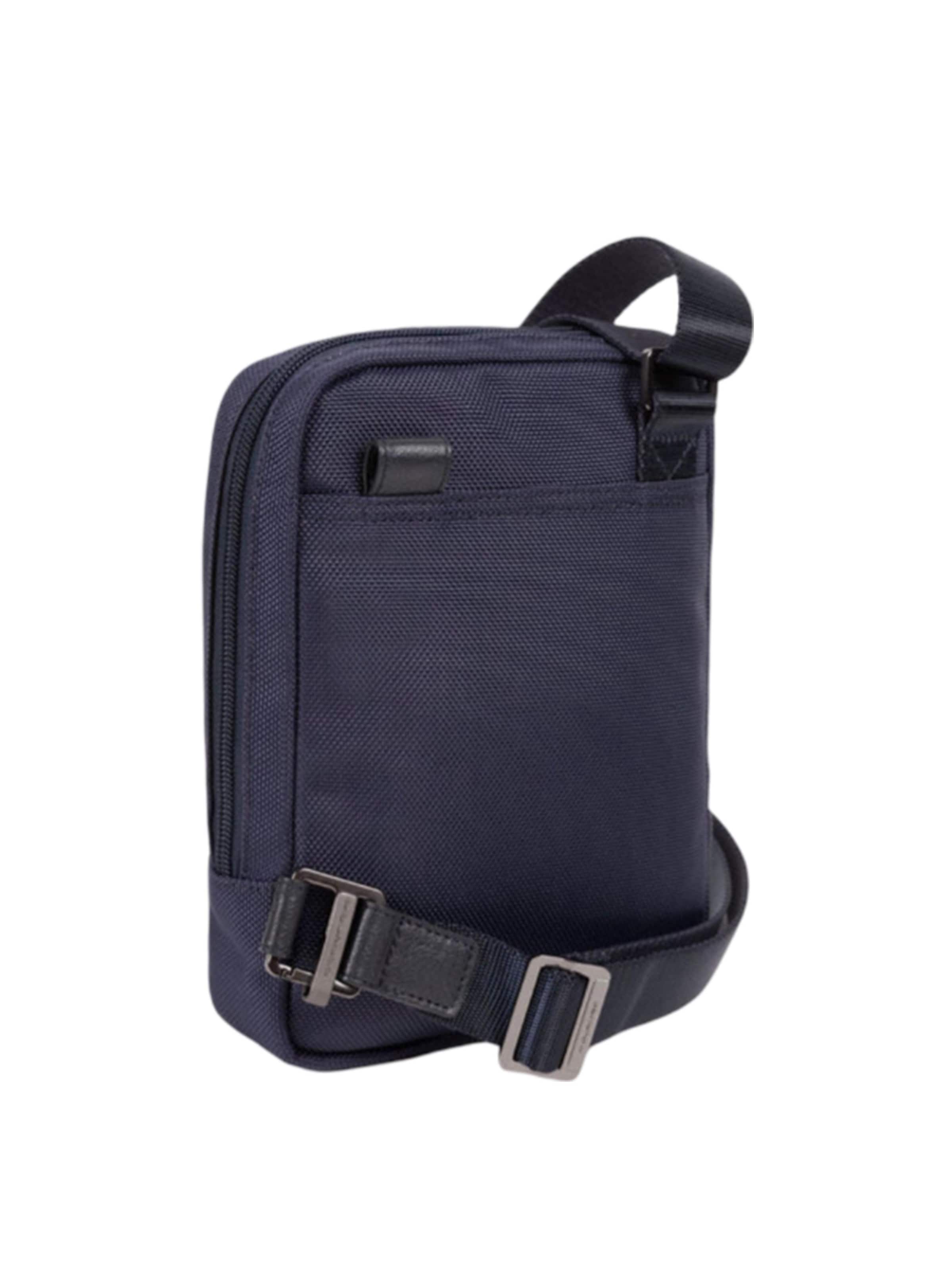 Piquadro Schoudertas in Blauw