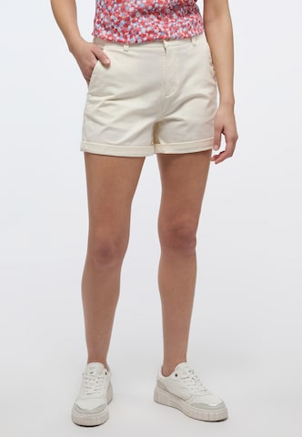 MUSTANG Regular Chino Pants in White: front