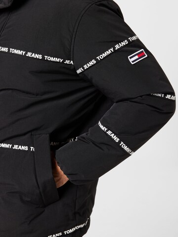 Tommy Jeans Zimná bunda - Čierna