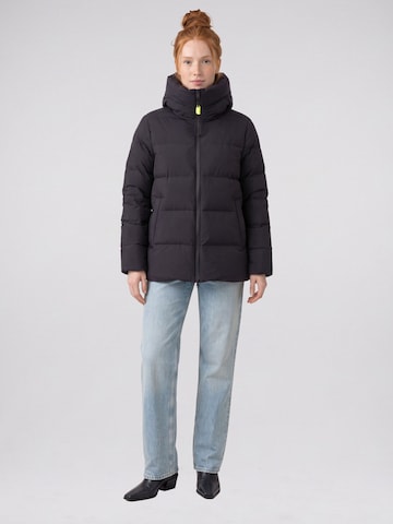 No. 1 Como Jacke 'Linda' in Schwarz: Vorderseite