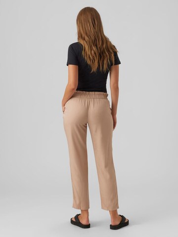 Regular Pantalon 'New Bethune' MAMALICIOUS en gris