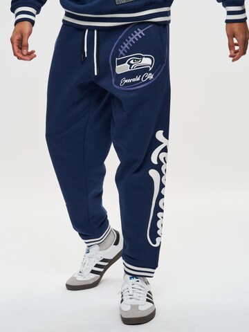 Recovered Tapered Sporthose 'NFL Seahawks Emerald City' in Blau: Vorderseite
