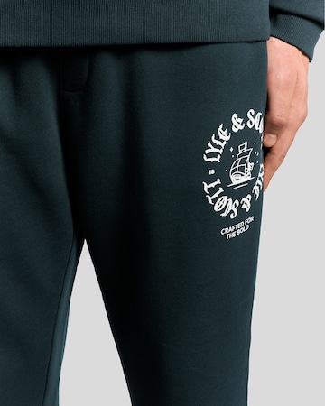 Lyle & Scott Regular Broek 'Ship Insignia' in Blauw