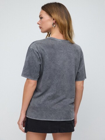 No Matter What Shirt‌‌‌‌‌‌‌ in Grau
