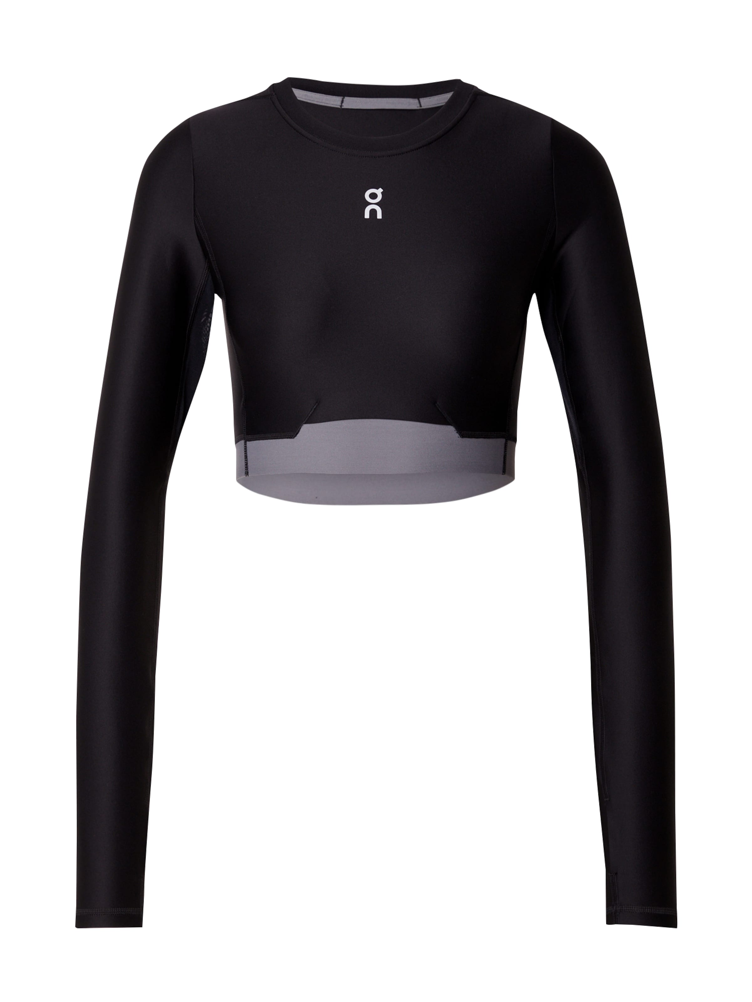 On Функционална тениска в черно: отпред