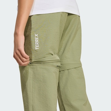 ADIDAS TERREX - regular Pantalón de montaña 'Terrex Xperior' en verde
