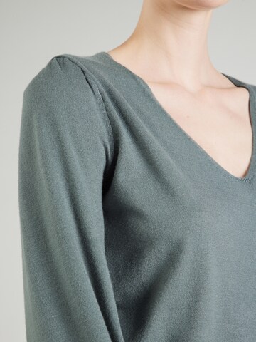 VERO MODA Sweater 'VMHOLLYKARIS' in Green