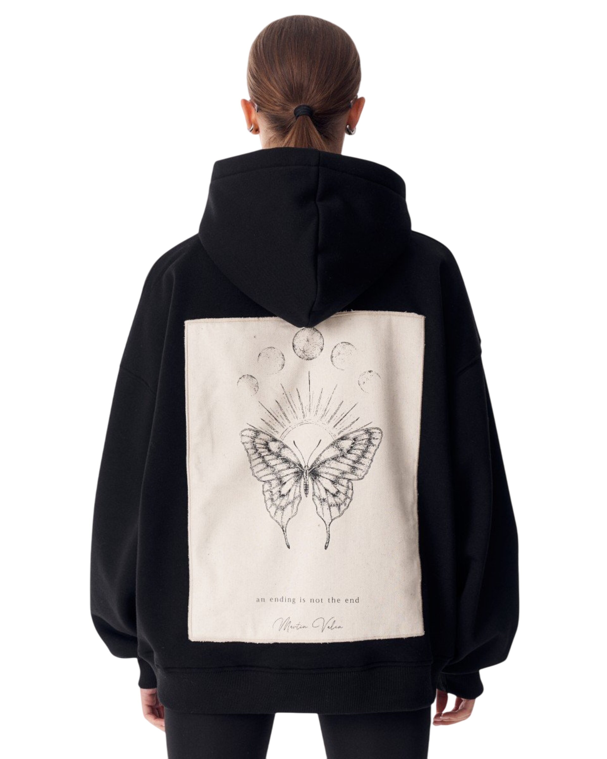 MARTIN VALEN Sweatshirt in Zwart: voorkant