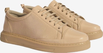 Desa - Zapatillas deportivas bajas 'Trainer' en beige: frente