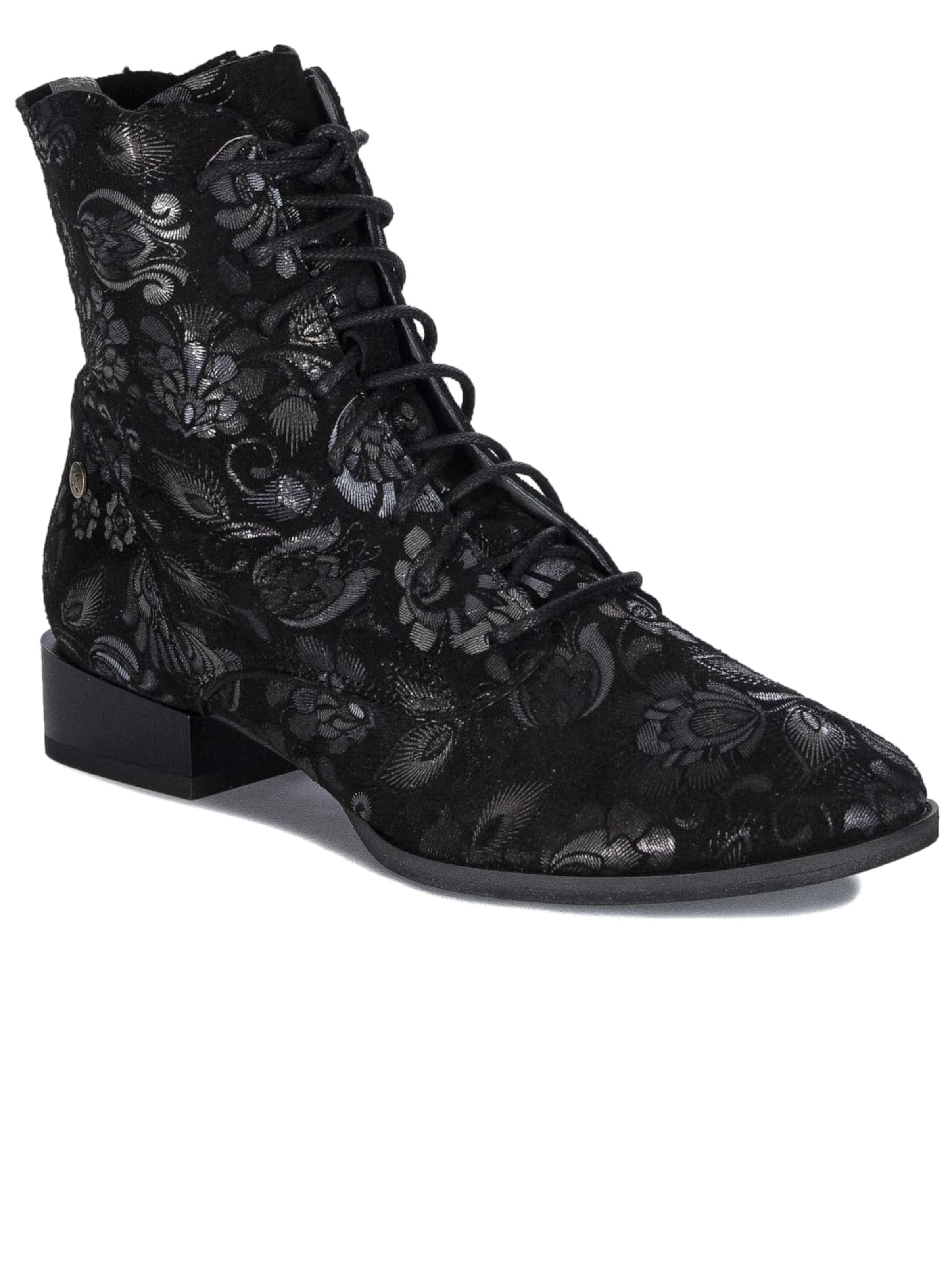 Maciejka Lace-up bootie in Black