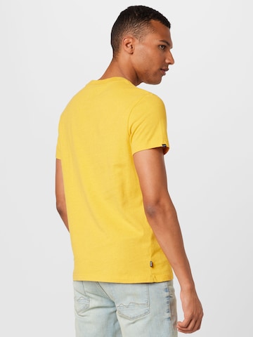 Superdry - Camiseta en amarillo