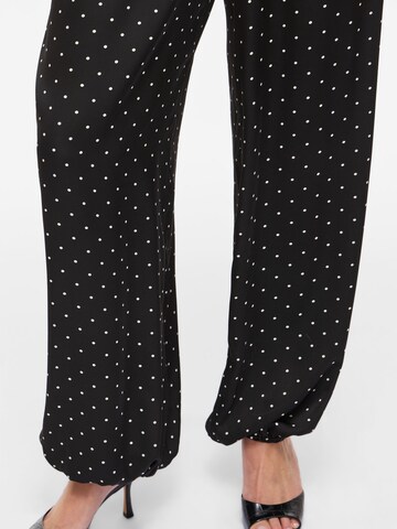 Loosefit Pantaloni 'VISia' di VILA in nero