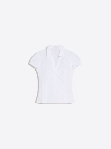 Bershka Blouse in Wit: voorkant