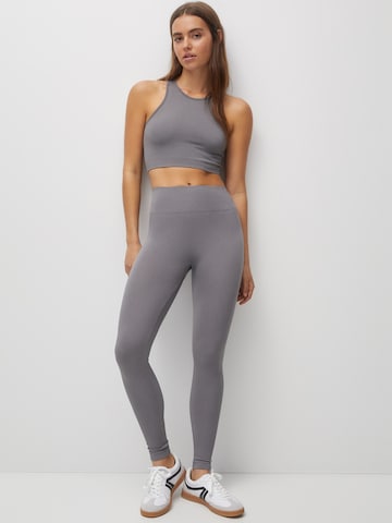 Pull&Bear Skinny Leggings in Grau: predná strana