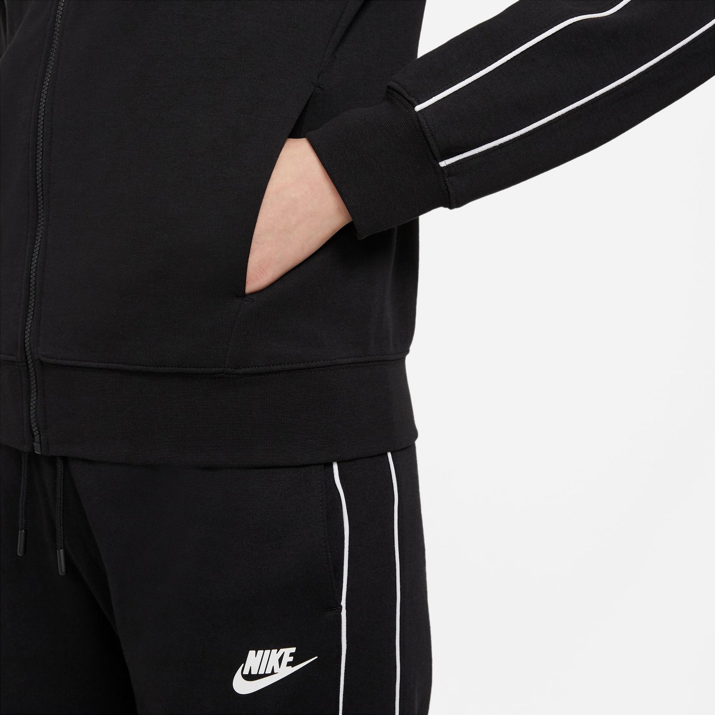 Frauen Sweat Nike Sportswear Sweatjacke in Schwarz - PT50314 Frauen Sweat Nike Sportswear Sweatjacke in Schwarz - PT50314